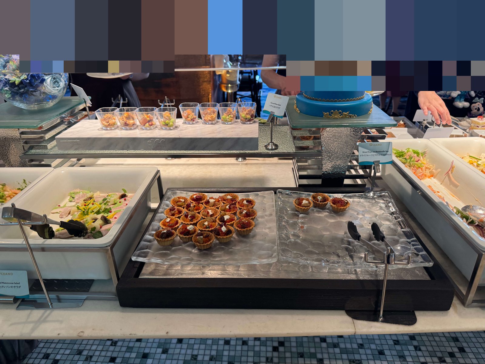 マグロと豆のサラダ・ドライフルーツとラタトゥイユのタルト